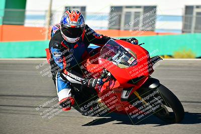 media/Oct-24-2025-2WTD (Fri) [[491f36c2bf]]/B Group/Session 2 (Turns 3 and 4)/